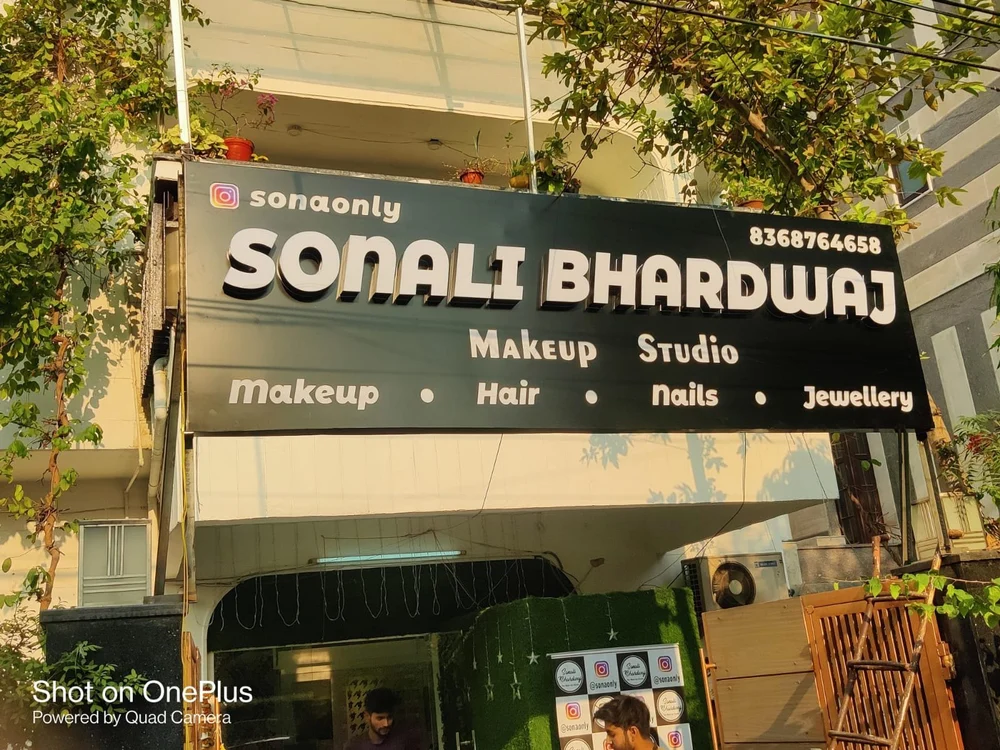 Iron, Metal, Aluminum, Stainless Steel